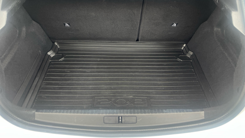 Peugeot 208 1.2 PureTech 100 Allure 5dr Petrol Hatchback